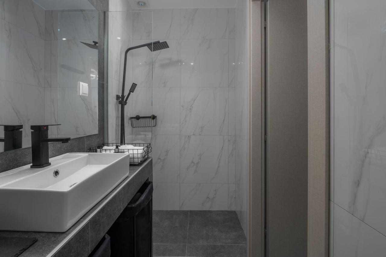 Nomades Suites Thessaloniki Buitenkant foto